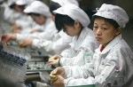 500x_500x_foxconn-workers
